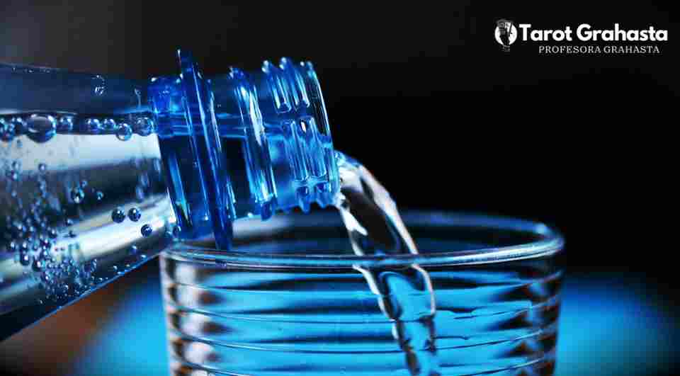 Hechizo del vaso de agua en el congelador