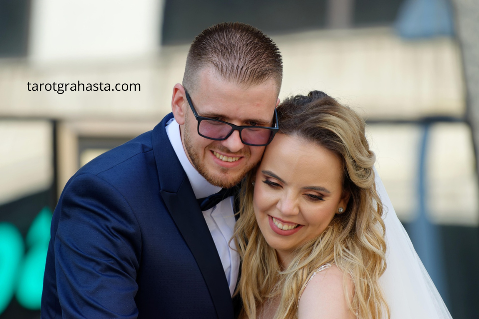 Amarres de Amor: la guía experta para transformar tu vida sentimental 1 Amarres de Amor, profesora Grahasta, tarotista profesional, magia blanca, consulta espiritual, amarres personalizados, atención por videollamada, consulta presencial, consulta desde 25 dólares, confidencialidad garantizada, pacientes satisfechos, guía amorosa, recuperar el amor, rituales efectivos, ayuda en el amor, amarres seguros, experiencia de 26 años, resultados comprobados, contacto WhatsApp, magia blanca efectiva