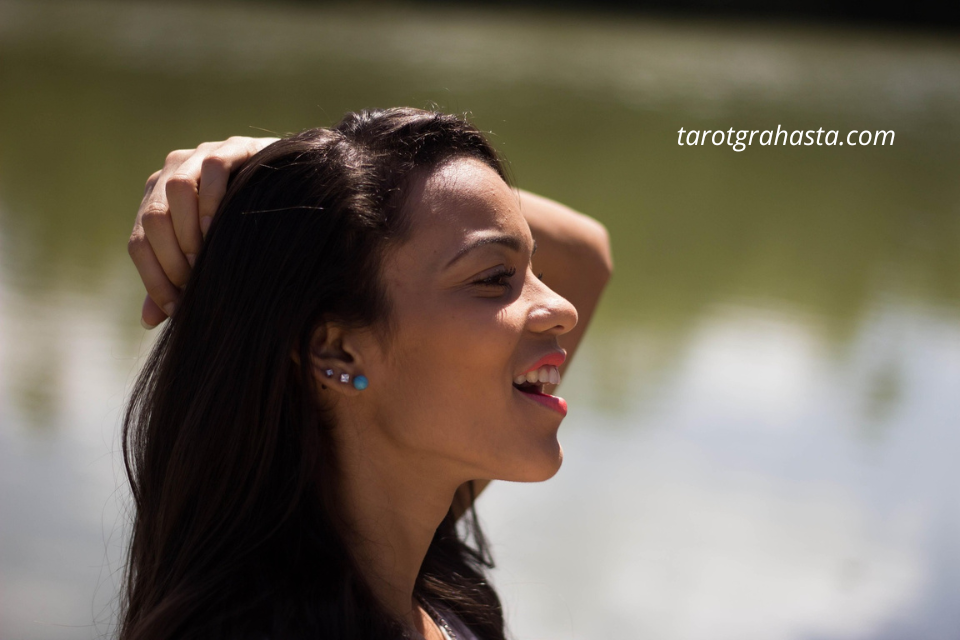 tarot sí o no, tarot sí o no España, tarot gratis, tarot online España, consulta de tarot, tarot amor España, tarot profesional, tarot gratis España, profesora Grahasta, mejor tarotista Nicaragua, tarotgrahasta.com, lectura de tarot instantánea, tarot al instante, tarot en línea gratis, tarot consulta amor, tarot gratis en España